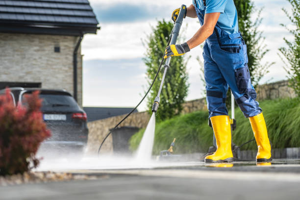 Best Sidewalk and Walkway Pressure Cleaning in Bostonia, CA